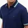 Polo com detalhes em contraste de corte regular Polo com detalhes em contraste de corte regular