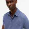 Polo com emblema tingido na peça, corte regular Polo com emblema tingido na peça, corte regular