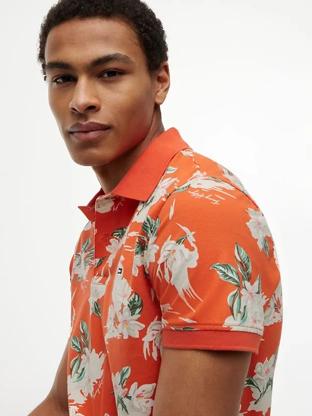 Polo com estampado floral e corte regular Polo com estampado floral e corte regular