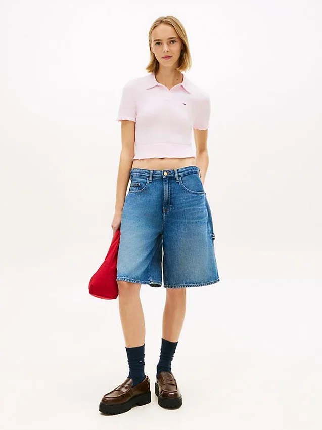 Polo com gola em folha de alface da Tommy Jeans Polo com gola em folha de alface da Tommy Jeans