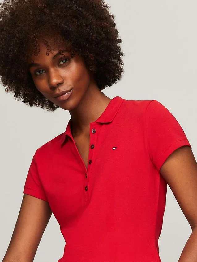 Polo de algodão elástico com corte justo Polo de algodão elástico com corte justo