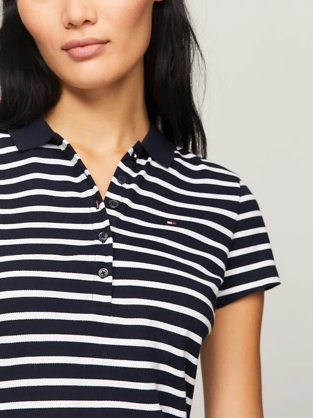 Polo de algodão elástico às riscas com corte justo Polo de algodão elástico às riscas com corte justo