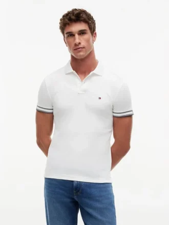 Polo de Algodão Liso com Corte Justo