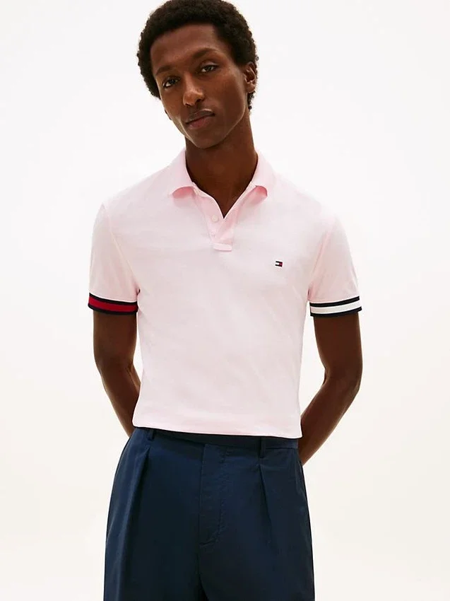 Polo de algodão liso com corte justo Polo de algodão liso com corte justo
