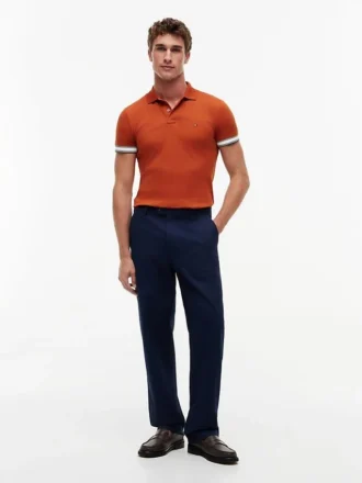 Polo de Algodão Liso com Corte Justo