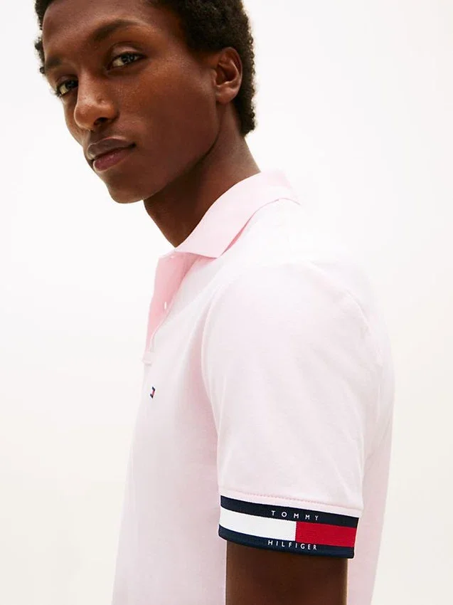 Polo de algodão liso com corte justo Polo de algodão liso com corte justo