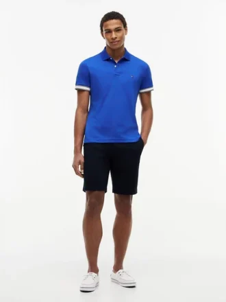 Polo de Algodão Liso com Corte Justo