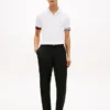 Polo de algodão liso com corte justo Polo de algodão liso com corte justo