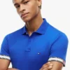 Polo de Algodão Liso com Corte Justo Polo de Algodão Liso com Corte Justo