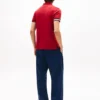 Polo de algodão liso com corte justo Polo de algodão liso com corte justo