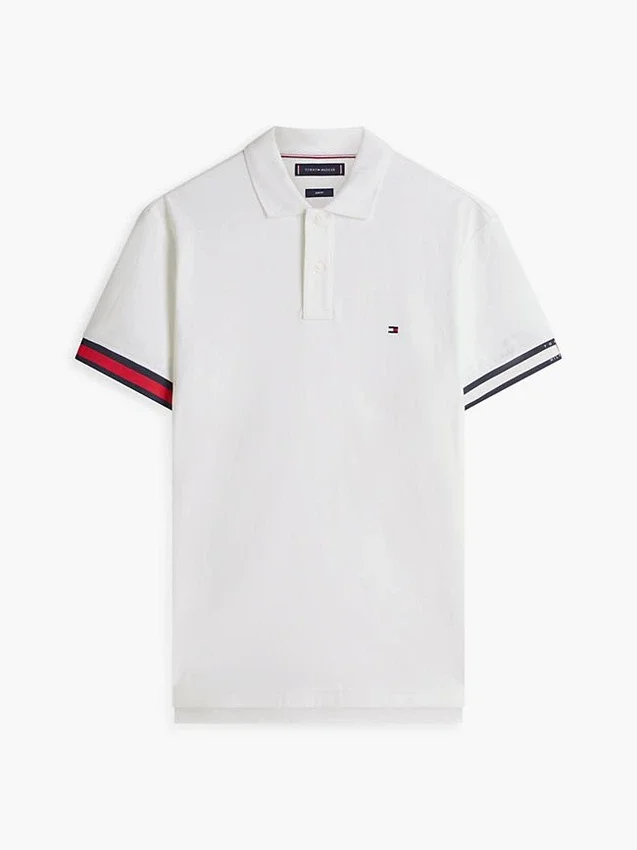 Polo de algodão liso com corte justo Polo de algodão liso com corte justo