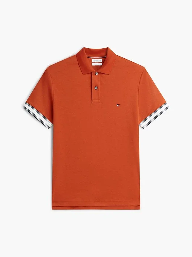Polo de Algodão Liso com Corte Justo Polo de Algodão Liso com Corte Justo