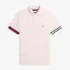 Polo de algodão liso com corte justo Polo de algodão liso com corte justo