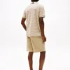 Polo de algodão às riscas com corte regular Polo de algodão às riscas com corte regular