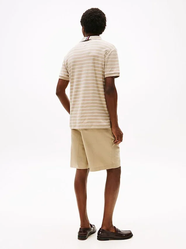 Polo de algodão às riscas com corte regular Polo de algodão às riscas com corte regular