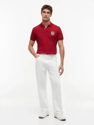 Polo de Algodão Suave com Bandeira Ondulada e Corte Regular