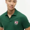 Polo de Algodão Suave com Bandeira Ondulada e Corte Regular Polo de Algodão Suave com Bandeira Ondulada e Corte Regular