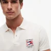 Polo de Algodão Suave com Bandeira Ondulada e Corte Regular Polo de Algodão Suave com Bandeira Ondulada e Corte Regular