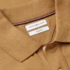 Polo de Algodão Suave com Bandeira Ondulada e Corte Regular Polo de Algodão Suave com Bandeira Ondulada e Corte Regular