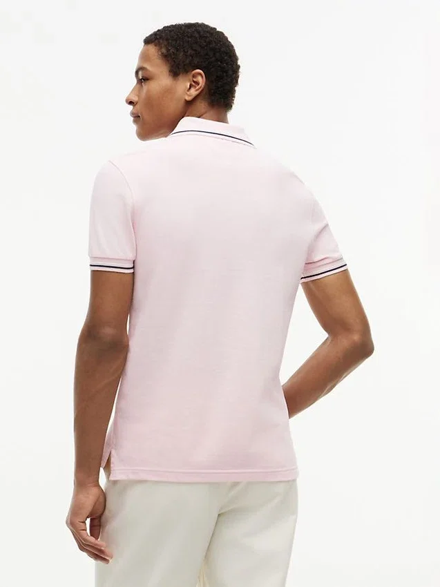 Polo de corte justo com detalhes Polo de corte justo com detalhes