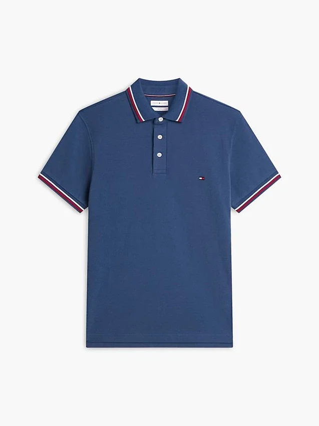 Polo de corte justo com detalhes Polo de corte justo com detalhes
