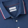 Polo de corte justo com detalhes Polo de corte justo com detalhes