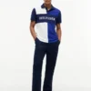 Polo de corte regular com blocos de cor Polo de corte regular com blocos de cor