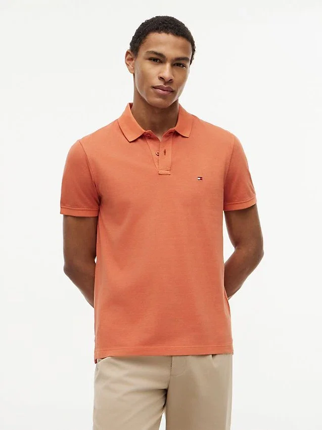 Polo de corte regular tingido na peça Polo de corte regular tingido na peça