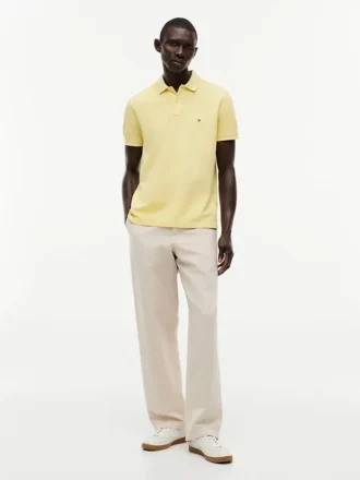 Polo de corte regular tingido na peça