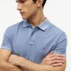 Polo de corte regular tingido na peça Polo de corte regular tingido na peça
