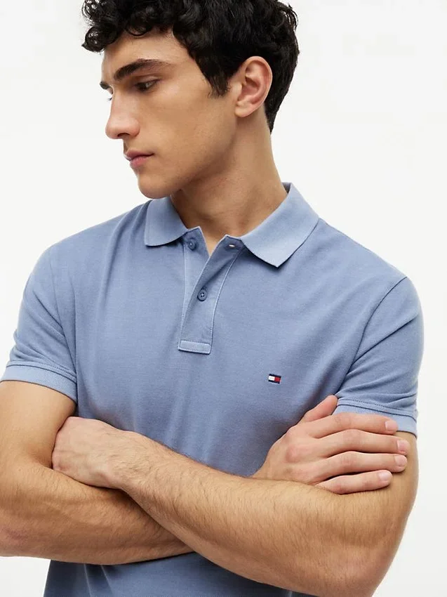 Polo de corte regular tingido na peça Polo de corte regular tingido na peça