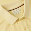 Polo de corte regular tingido na peça Polo de corte regular tingido na peça