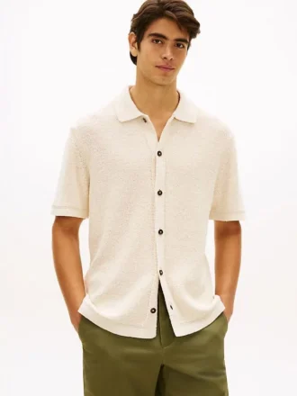 Polo de malha leve
