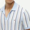 Polo de malha às riscas com corte regular Polo de malha às riscas com corte regular