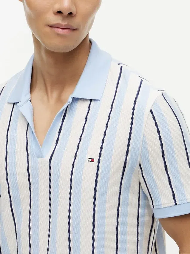 Polo de malha às riscas com corte regular Polo de malha às riscas com corte regular