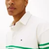 Polo de manga comprida com corte descontraído e blocos de cor Polo de manga comprida com corte descontraído e blocos de cor