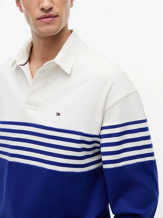 Polo de manga comprida com corte descontraído e blocos de cor Polo de manga comprida com corte descontraído e blocos de cor