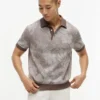 Polo de manga curta com estampado tropical Polo de manga curta com estampado tropical