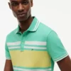 Polo de piqué elástico com riscas em bloco e corte justo Polo de piqué elástico com riscas em bloco e corte justo