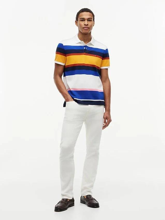 Polo de piqué às riscas com corte regular Polo de piqué às riscas com corte regular