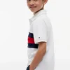 Polo elástico com bandeira em blocos de cor para criança Polo elástico com bandeira em blocos de cor para criança