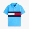 Polo elástico com bandeira em blocos de cor para criança Polo elástico com bandeira em blocos de cor para criança