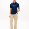 Polo em piqué com bandeira náutica e corte regular Polo em piqué com bandeira náutica e corte regular