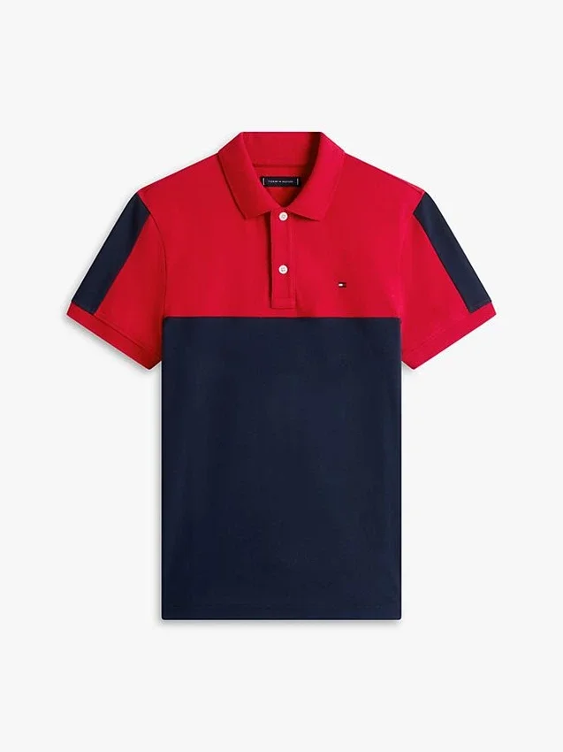 Polo em piqué com riscas em blocos de cor e corte regular Polo em piqué com riscas em blocos de cor e corte regular