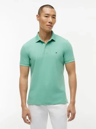 Polo em piqué elástico de corte justo