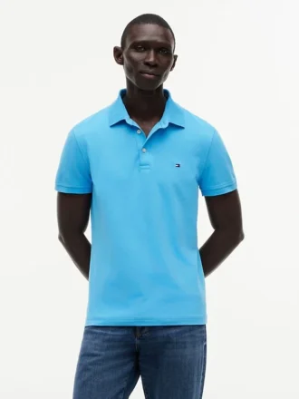 Polo em piqué elástico de corte justo