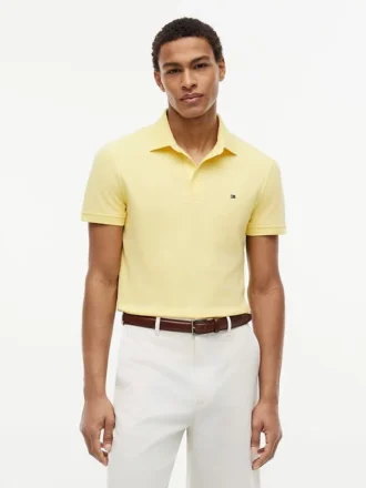 Polo em piqué elástico de corte justo