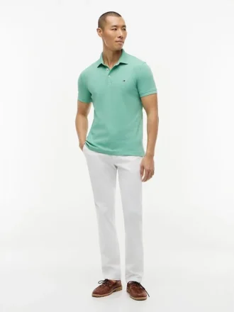 Polo em piqué elástico de corte justo
