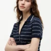 Polo Henley em piqué leve Polo Henley em piqué leve