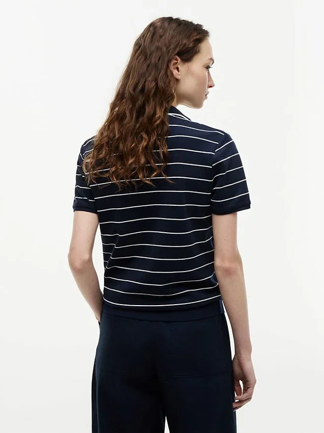 Polo Henley em piqué leve Polo Henley em piqué leve